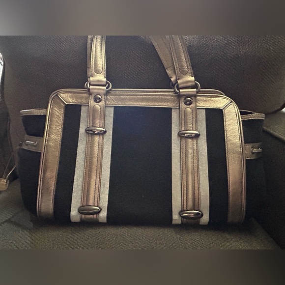 Authentic Burberry Blue Label wool and leather shoulder bag. Unique. - Picture 3 of 12